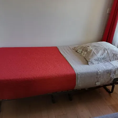 Nocleg ze śniadaniem Les Bourbonnaises 3*